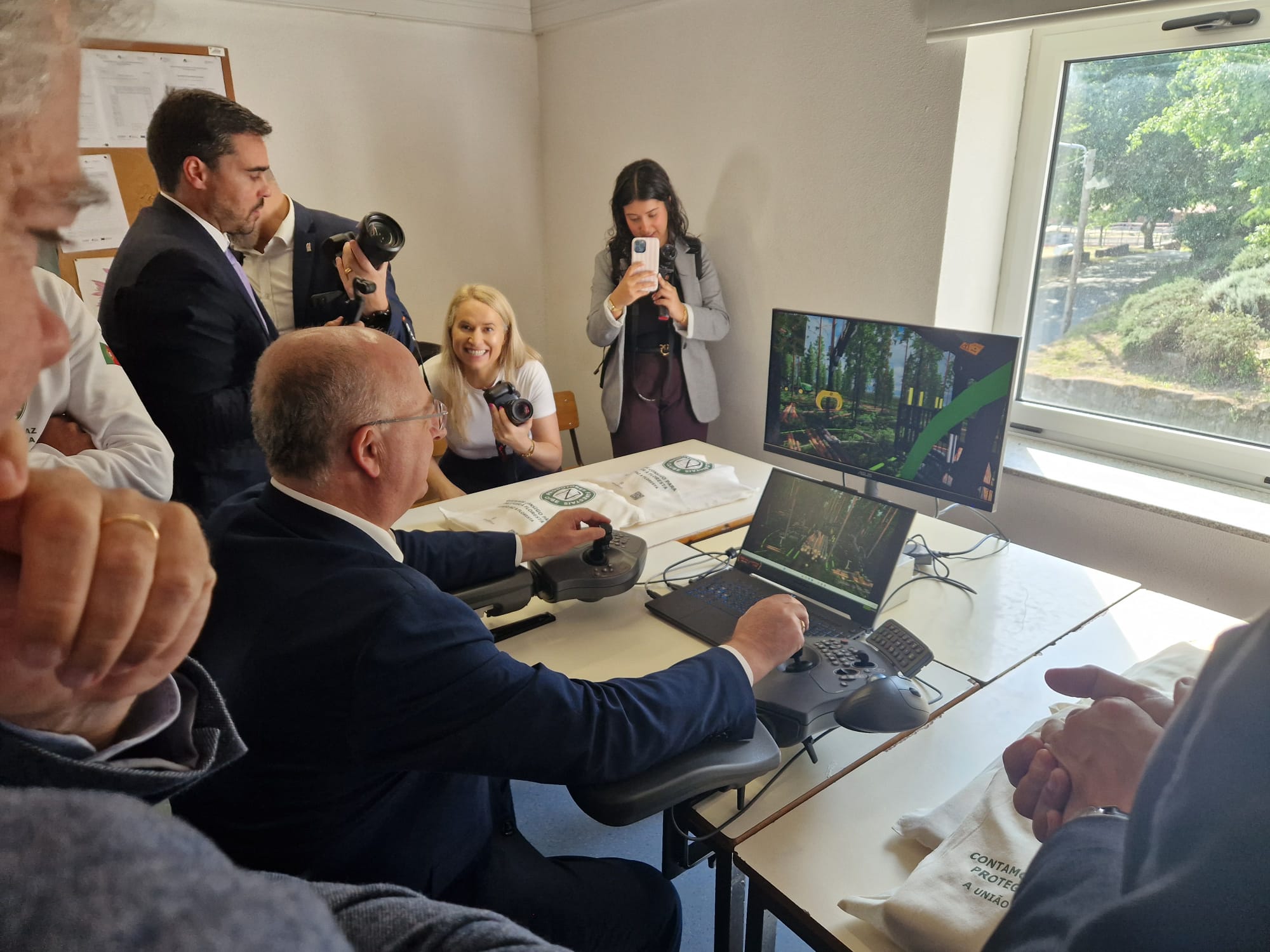 Ministro da Agricultura e Mar e Clube Produtores Florestais Navigator na EPAMAC